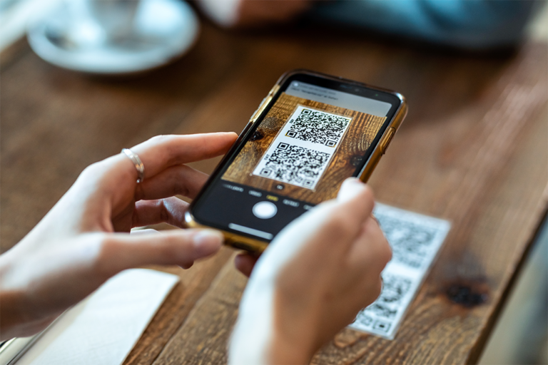 6 Phygital Tips- Crack the QR Code